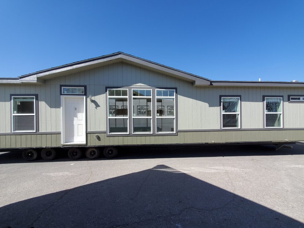 Smart Panel Siding with Belly Band and Accent Paint
